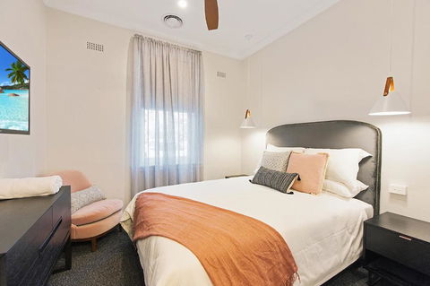 Luxury On The Esplanade - Accommodation Asia 2