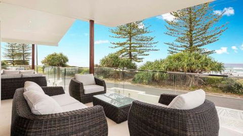 Coco De Mer Beach Villa - Accommodation Asia 3
