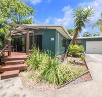 Bryce Street 30 Ultimate Beach Shack - Accommodation Asia