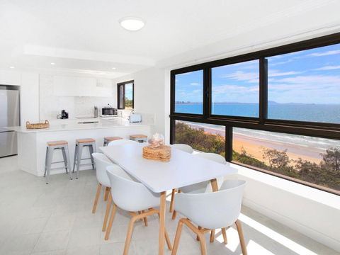 Parkyn Place 7 3 BDRM Oceanview Apt On Mooloolaba Spit - Accommodation Asia 1