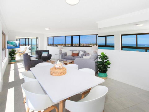 Parkyn Place 7 3 BDRM Oceanview Apt On Mooloolaba Spit - Accommodation Asia 6