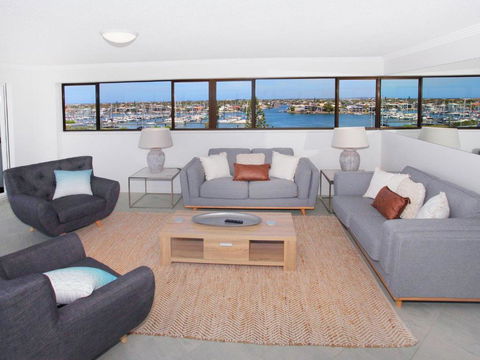 Parkyn Place 7 3 BDRM Oceanview Apt On Mooloolaba Spit - Accommodation Asia 5