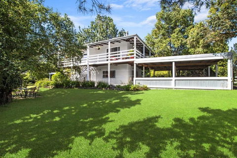 SUNNYDELL - Accommodation Asia 1