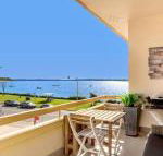 Bay Village No.7 Shoal Bay - Accommodation Guide