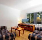 Three Bedroom Townhouse - Accommodation Guide