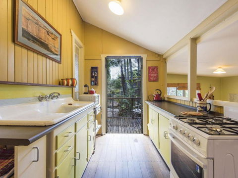 Little Beach House - Accommodation Asia 2