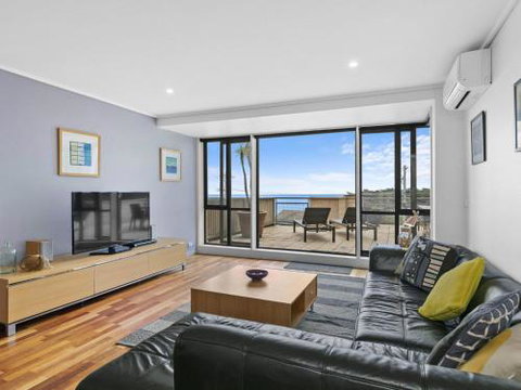 APARTMENT 10 PACIFIC APARTMENTS FREE WIFI! - Accommodation Guide 0
