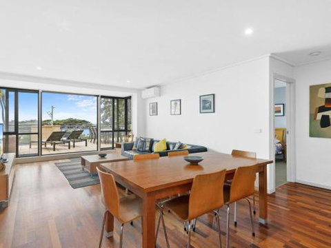APARTMENT 10 PACIFIC APARTMENTS FREE WIFI! - Accommodation Guide 1