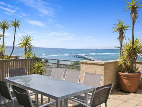 APARTMENT 11 PACIFIC APARTMENTS - Accommodation Asia 4