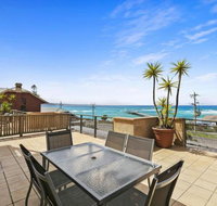 APARTMENT 12 PACIFIC APARTMENTS Across From the Pier - Accommodation Guide