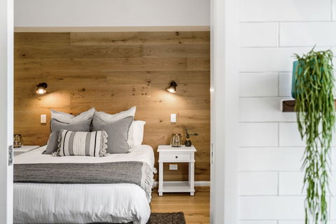 A PERFECT STAY Luxe & Bloom - Accommodation Guide 2