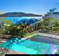 Waves 5 Luxury 3 Bedroom - Accommodation Asia