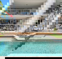 Swim Up Drift Apartment 12 South - Accommodation China