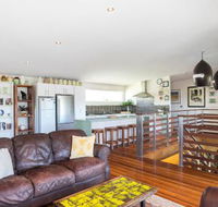Nazza - Accommodation Asia