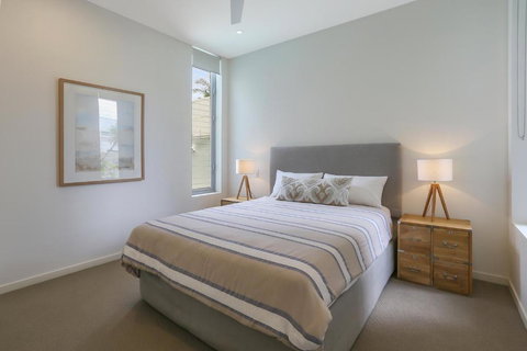 Go With The Flow Noosa Sound - Accommodation Guide 1