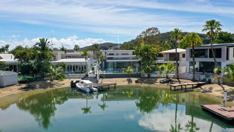 Go With The Flow Noosa Sound - Accommodation Guide 5