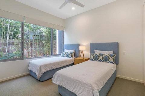 Go With The Flow Noosa Sound - Accommodation Guide 4