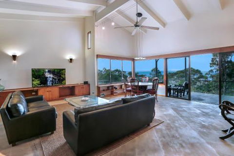 Picture Perfect Views Noosa Heads - Accommodation Asia 5