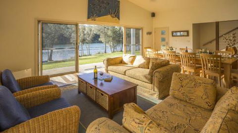 Atlantis On Lake Conjola Sandra St. 1 Lake Conjola - Accommodation China 3