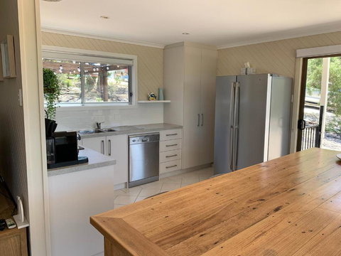 No. 10 Coffin Bay - Accommodation Asia 5