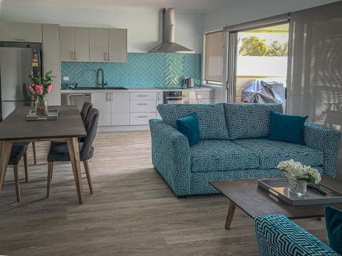 The Boathouse - Accommodation Asia 0