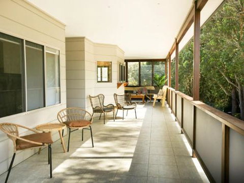 River Breeze 60 Wooli Street Yamba. Linen Unlimited Wi Fi Just Listed. - Accommodation Guide 5