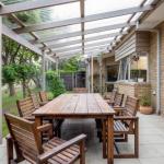 Hilltop Beach House: Newly Updated - Accommodation Guide 0