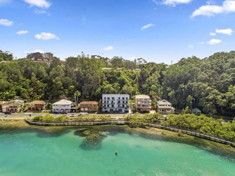 Waters Edge Nambucca Heads - Accommodation Guide 0