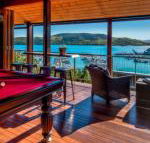 Uisce Luxury Holiday House With Jacuzzi Pool Table Cinema Premium Foxtel  Two Buggies - Accommodation Asia
