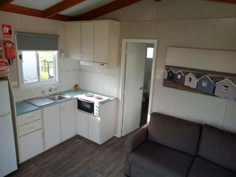 Lang Lang Caravan Park - Accommodation Asia 2