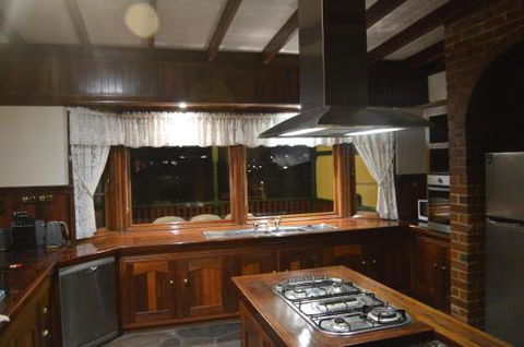 Gargoyle Lodge - Accommodation Asia 2