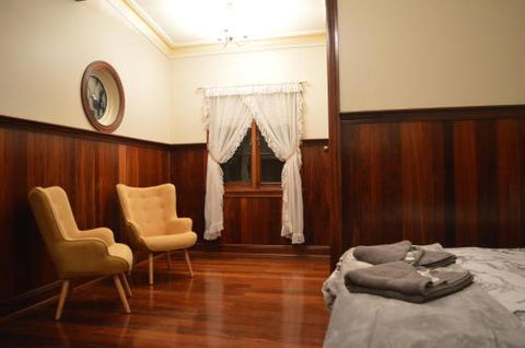 Gargoyle Lodge - Accommodation Asia 3