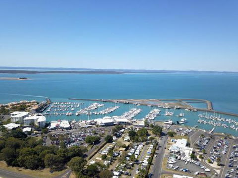Urangan Harbour Cottage - Accommodation Guide 4