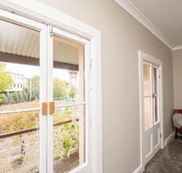 Heritage Bowen Terrace 3 Bed 2 Bath Walk to CBD - Accommodation Asia