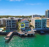 Unit 3 Pumicestone Quays Absolute Waterfront - Accommodation Asia