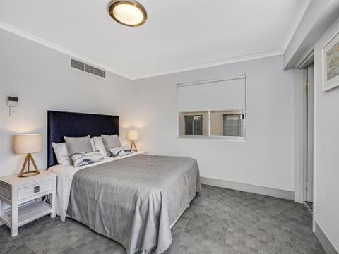 Unit 3 Pumicestone Quays Absolute Waterfront! - Accommodation Asia 3