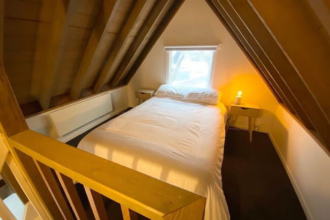 Redbank - Accommodation Guide 3