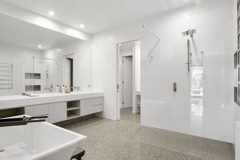 Lansdowne Villa - Accommodation China 4