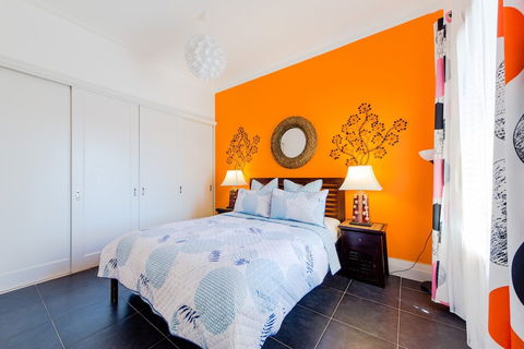 Bondi Beachfront Stay - Accommodation Guide 3