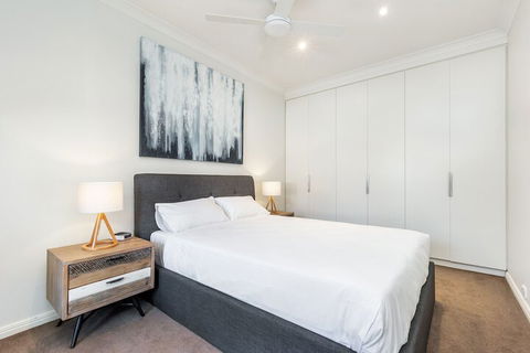 Kensington 4 Bedroom House 89 BROM - Accommodation Asia 7