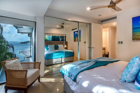 Villa 16 The Edge Oceanfront Deluxe 3 Bedroom Near Marina With Golf Buggy - Accommodation Guide 5