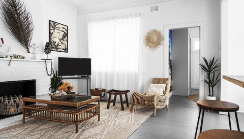 Beach Cottage In Bondi - Accommodation Guide 2