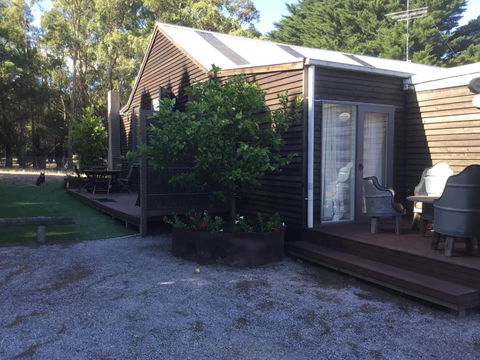 The Woolshed - Accommodation Guide 6