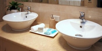 Casavino Luxury Villas - Accommodation China 0