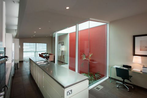 Sullivans Cove Apartments - Accommodation Asia 4