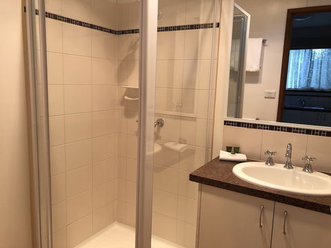 Daysy Hill Country Cottages - Accommodation Asia 5