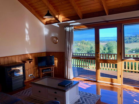 Daysy Hill Country Cottages - Accommodation Asia 2