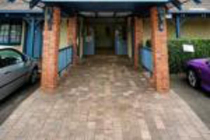 Frenchs Forest NSW Accommodation Asia