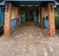 Parkway Hotel