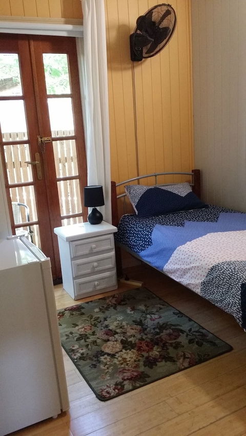 Minto Hostel - Accommodation Asia 6